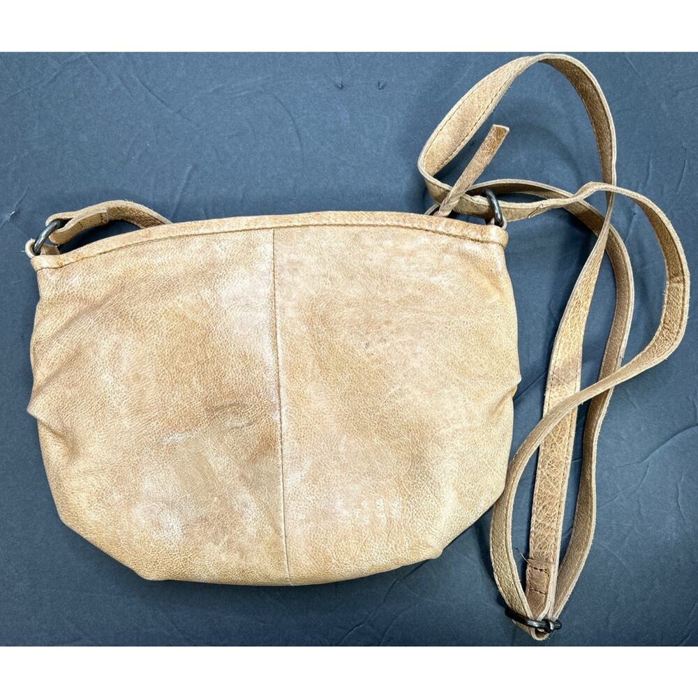 Latico NJ USA Malta Leather Crossbody Handbag Brown / Cognac Small Soft Leather - Picture 2 of 10